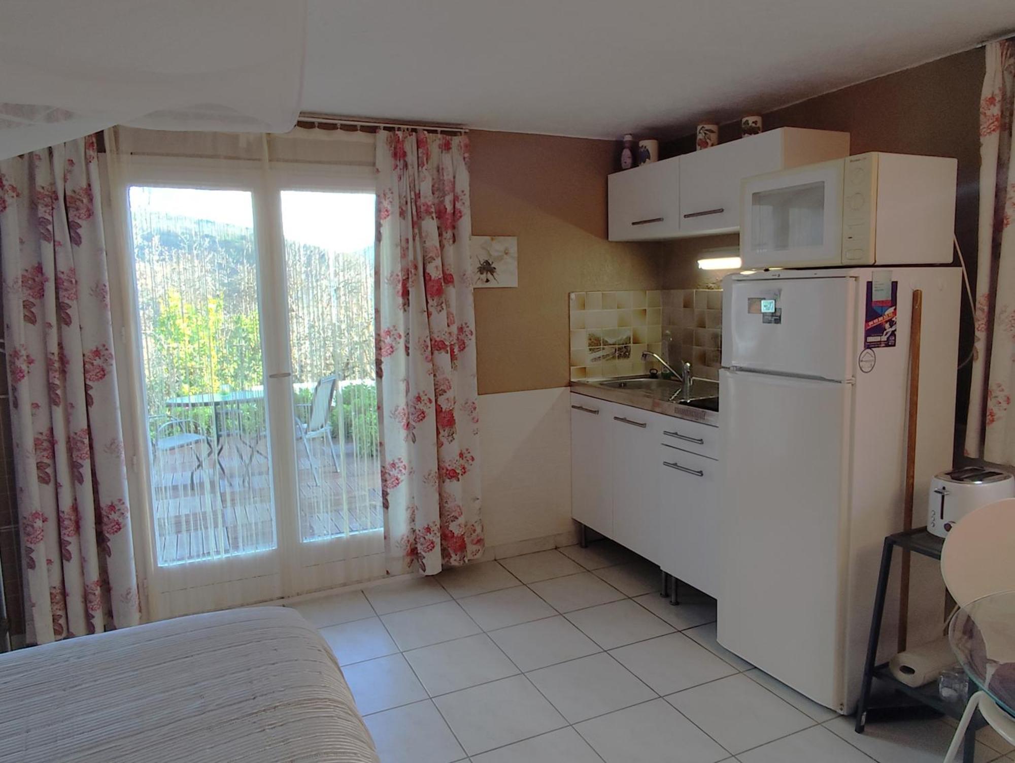Studio Le Romantique A 20 Kms De Nice Bendejun Екстер'єр фото
